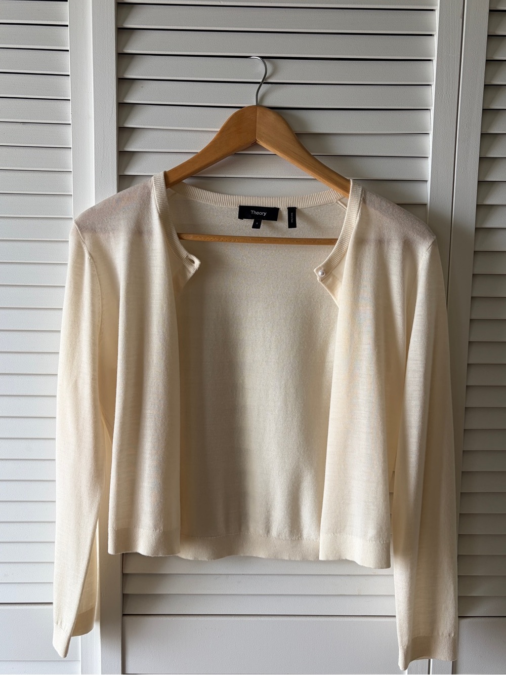 Theory Merino Cream Button-Up Crewneck Cardigan Size S - Picture 2 of 8